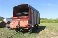 H&S XL Forage Box on John Deere 1065 Running Gear