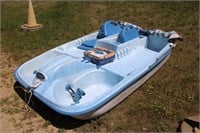 Pelican Paddle Boat w/ Cover