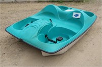 Sun Dolphin Pedal Boat 8FtX5Ft