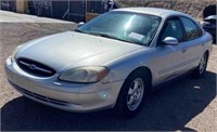 2000 Ford Taurus