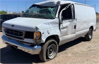 2000 Ford E-250