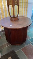 Mid century modern end table