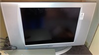 Sharp 20’’ flatscreen TV