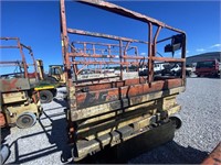 JLG 203E2 SISSOR LIFT-MISSING PARTS