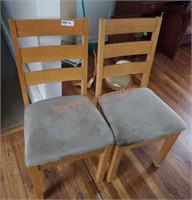 Kitchen chair pair