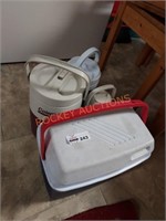 Drink cooler and lunch cooler lot