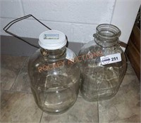 2 old 1 gallon jars