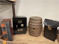 4pc lot. Bookend. Crown Safe Bank. Keg. Flask in