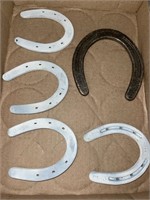 5 horseshoes. 5 & 4in.