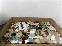 Lot of vintage buttons.