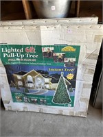 LIGHTED 6FT PULL UP TREE