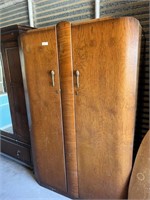 ARMOIRE