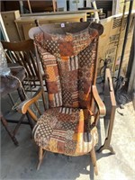 ROCKING CHAIR