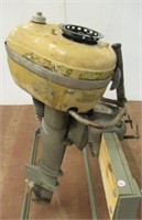 Lawson sport king 4 outboard motor. Note pulls