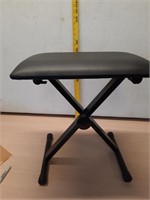 Fold up stool
