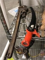 RIGID PIPE WRENCH, SAW