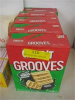 Five 9 Oz Boxes Cheez It Groove Crackers
