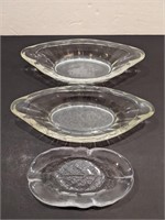 Lot of Glass Serving Dishes (2of2)