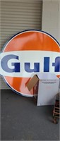 Large Gulf gas sign