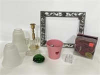 Lot of assorted home decor items