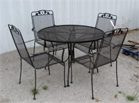 outdoor metal table w/4 metal chairs