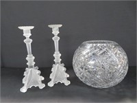 PINWHEEL CRYSTAL BOWL & PR GLASS CANDLESTICKS