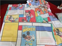 Mickey Mouse Twin Sheet Set