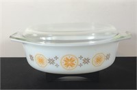 TOWN AND COUNTRY PYREX CASSEROLE 045