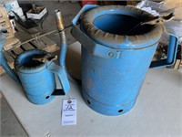 Pair of Oil Cans, "Swing Spout "