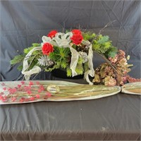 Christmas Table Centerpiece and 2 groups of