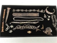Assorted unmarked jewelry