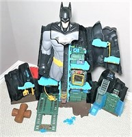 Batman/ Bat Cave Play Set