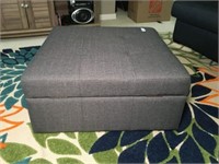 Tufted Ottoman on Casters