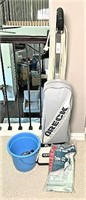 Oreck Vacuum & Extra Bags