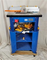 Central Machinery Router W/ Full Size Table