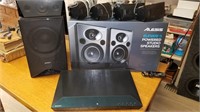 Sony BlueRay Dvd Player w Speakers