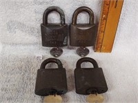 4 brass russ win locks w/keys