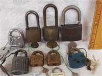 9 old locks mostly brass w/keys