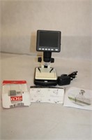 LCD Digital Microscope w/ all paperwork,