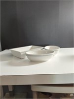 Oven proof 13 x 9 pan with serving ware