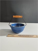 Blue crock bowl with handle