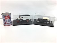 2 modèles réduits Signature models, ech 1/32 ème