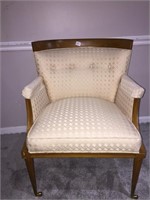 WOOD FRAME ARM CHAIR LIKE NEW CONDITION BUTTON