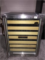 STAINLESS STEEL WINE COOLER VT52SN 34" H X 24" W