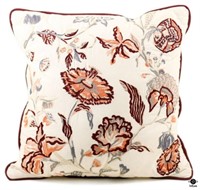 Embroidered Floral Pattern Pillow