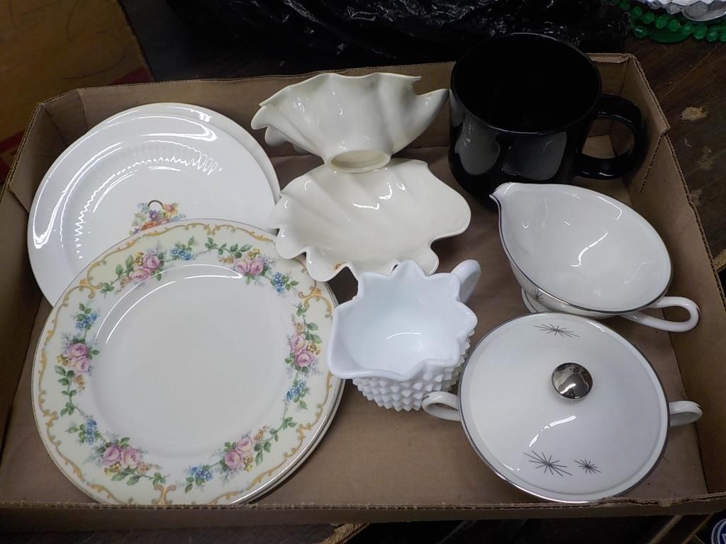 Small Collectibles Online Auction