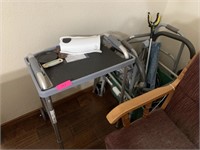 LOT OF MOBILITY EQUIPMENT / WALKER / MORE AIR BED