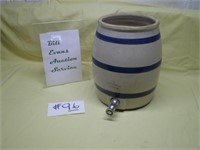 Crock with Lid and Has Spout, 2 Gallon, Stoneware