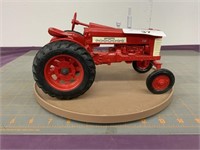 Ertl McCormick Farmall 350