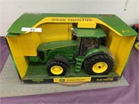 Ertl John Deere 8430, 1/16 scale